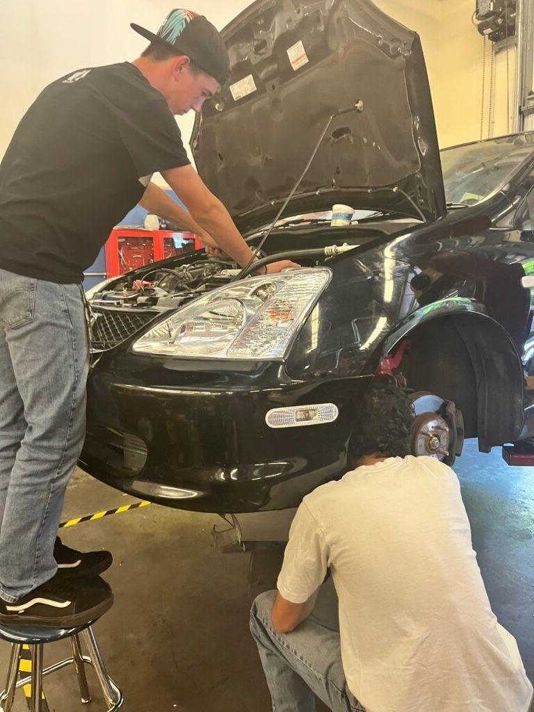 tudents at Seattle Skills Center at West Seattle High School got to work upgrading cam shafts and doing an oil change